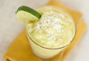 Refreshing Pina-Vocado Smoothie