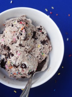 Coldstone Copycat Birthday Cake Remix Ice Cream
