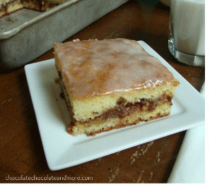 Honey Bun Cake