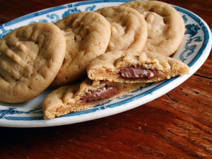 Chocolate Stuffed Crisscross Cookies