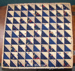 Triangle Illusion Table Topper