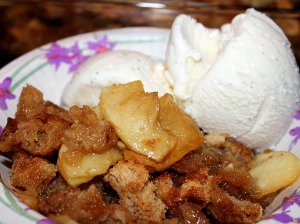 Classic Apple Brown Betty