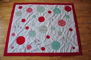 A Dotty Christmas Quilt Pattern