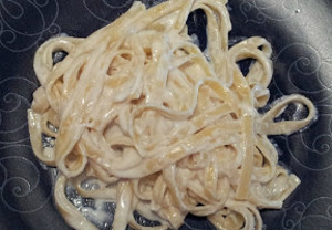 Copycat Olive Garden Fettuccine Alfredo