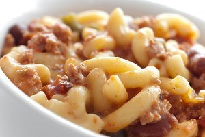 Classic Cheesy Chili Mac