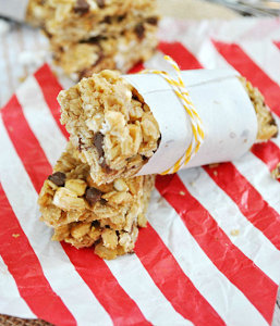 Peanut Butter S'mores Granola Bars Knockoff