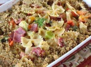 Creamy Ham, Veggies, and Noodle Bake