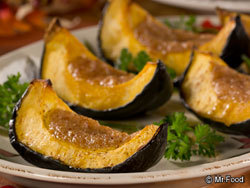 Apple-Sauced Acorn Squash