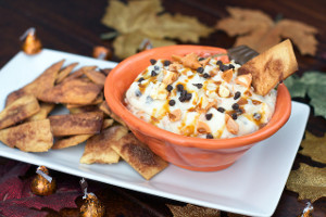 Loaded Pumpkin Pie Dip With Cinnamon Sugar Pie Crust Crisps
