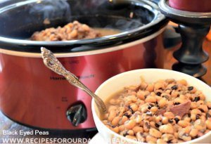 Slow Cooker Southern Black-Eyed Peas