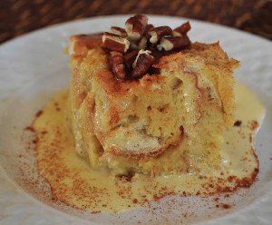 Slow Cooker Eggnog Bread Pudding