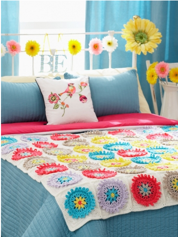 Gerber Daisy Afghan and Pillow