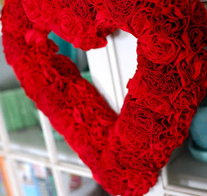 Steal My Heart DIY Wreath