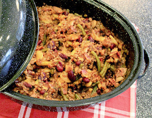 Grandma Dorothy's Beef and Bean Hotdish