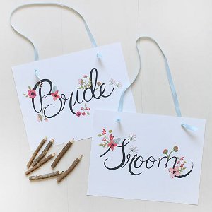 Floral Wedding Signs for Bride and Groom