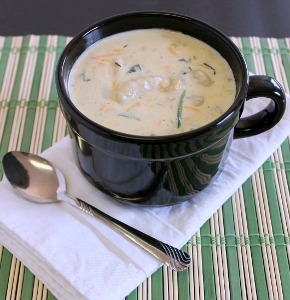 Knockoff Olive Garden Chicken and Gnocchi Soup