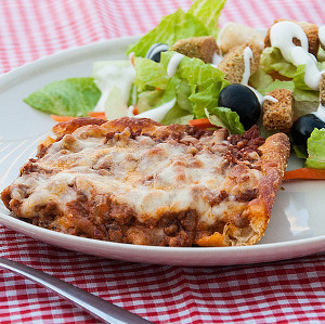 Deep Dish Beef Pizza Casserole