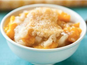 Slow Cooker Peach Cobbler for Four Slow Cooker Peach Cobbler for Four