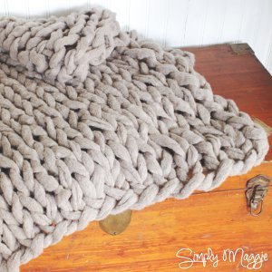 Chunky Arm Knit Blanket Chunky Arm Knit Blanket