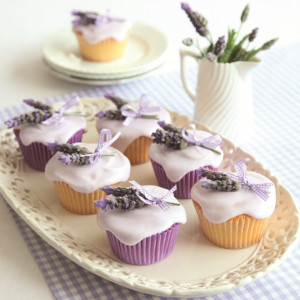 Charming Country Wedding Cupcakes