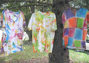 Simple Spray T-Shirts