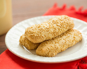 Italian Sesame Seed Cookies