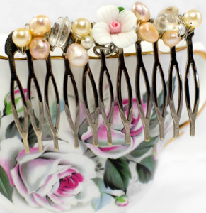 Dainty and Detailed Hair Comb