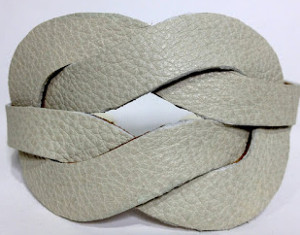 Lovely Leather Knot DIY Bracelet