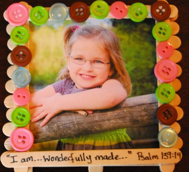 Easy Breezy Button Frame