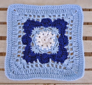 Let It Snow Granny Square Pattern