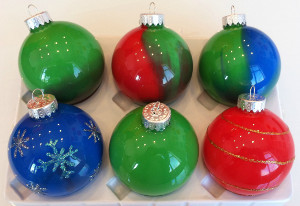 Elegantly Painted Glass Ornaments Elegantly Painted Glass Ornaments