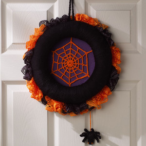 Hanging Halloween Spiderweb Wreath