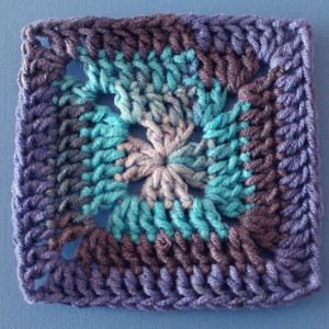 How to Crochet a Granny Square