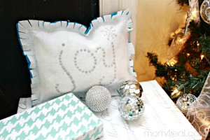 No Sew Joy Pillow