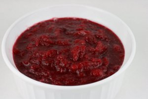 Homemade Slow Cooker Cranberry Sauce