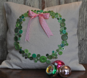 Cutesy Button Christmas Wreath Pillow