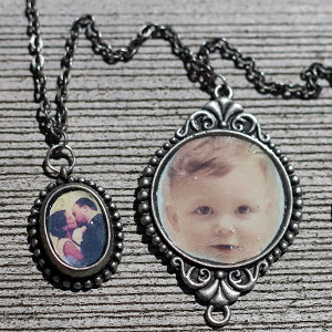 Victorian Photo Pendant Necklace