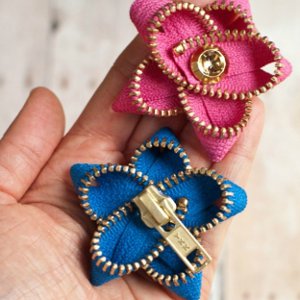 Edgy Girl Zipper Flowers Edgy Girl Zipper Flowers