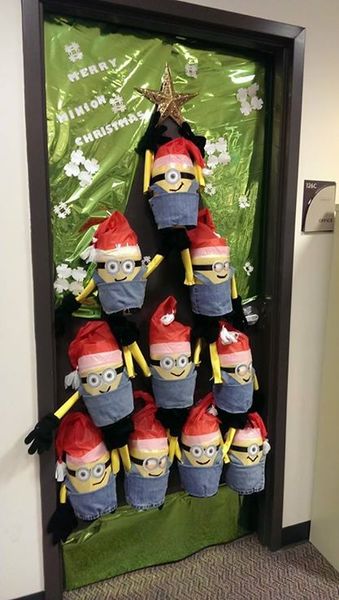 Merry Minion Christmas Door Favecrafts Com