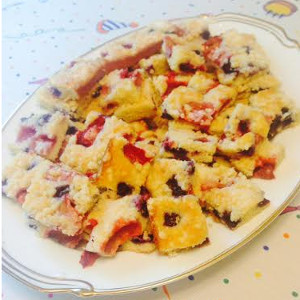 Mennonite Fruit Squares