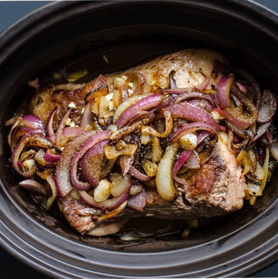 Savory Slow-Cooked Brisket and Onions slow cooker brisket and onions master