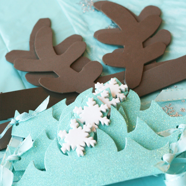 DIY Elsa Crowns and Sven Antlers DIY Elsa Crowns and Sven Antlers IMR