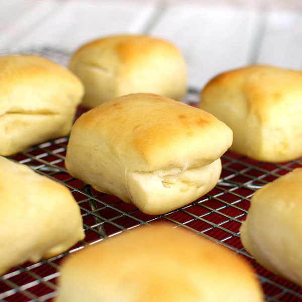 Copycat Texas Roadhouse Rolls Copycat Texas Roadhouse Rolls