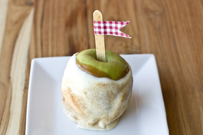 Homemade Disney Apple Pie Caramel Apples