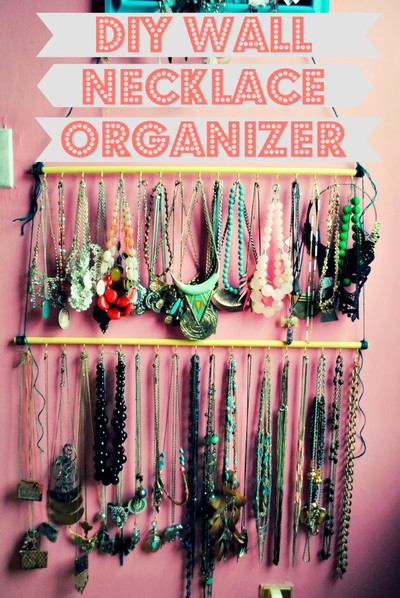 DIY Wall Necklace Organizer DIY Wall Necklace Organizer
