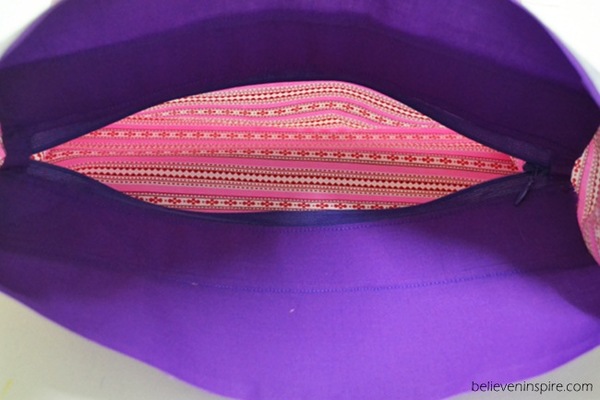 How to Sew a Zipper in a Purse