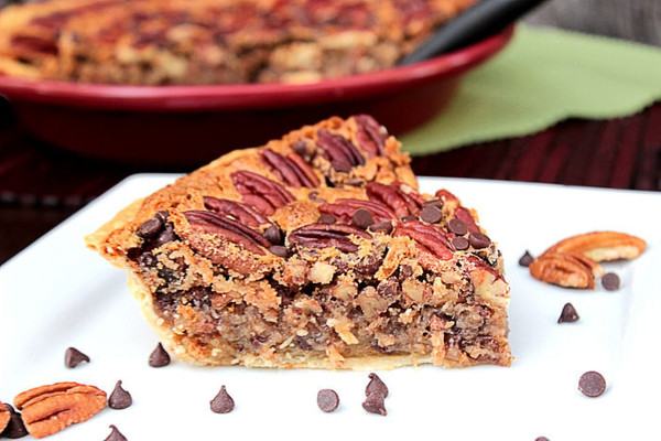 Comforting Chocolate Chip Pecan Pie Comforting Chocolate Chip Pecan Pie