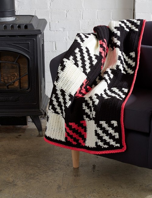 Modern Houndstooth Patchwork Blanket