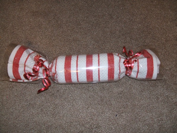 DIY Peppermint Candy Wrap