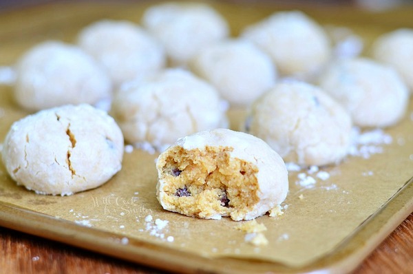 Soft and Chewy Peanut Butter Crinkle Cookies Soft and Chewy Peanut Butter Crinkle Cookies